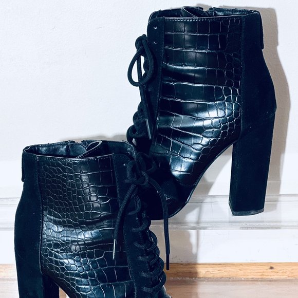 Faux Snakeskin Ankle Bootie - Picture 2 of 2